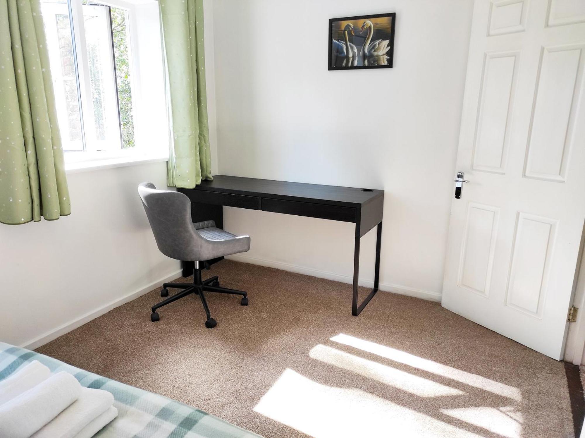 The Swans - Two-Bedroom City Centre House With Parking Oxford Esterno foto